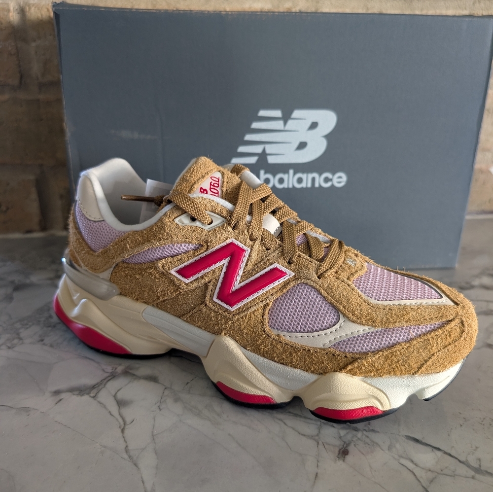 Women's NB Sneakers